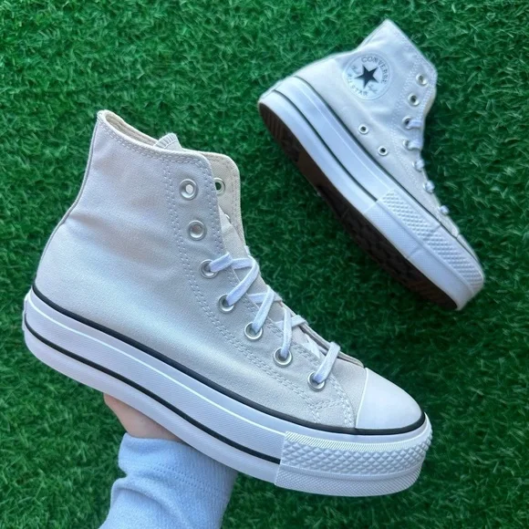🎁Converse Chuck Taylor All Star Lift Hi Barely Grey - Picture 1 of 8